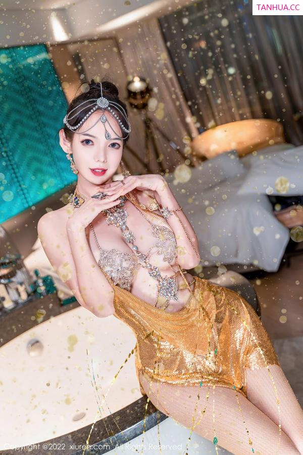 大美媚京  [XiuRen]高清写真图 2022.09.08 No.5559 大美妞儿第60张图片